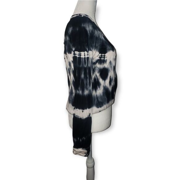 YOUNG FABULOUS AND BROKE YF&B Keyhole Faux Wrap Tie Dye Long Sleeve Blou… - Picture 4 of 6
